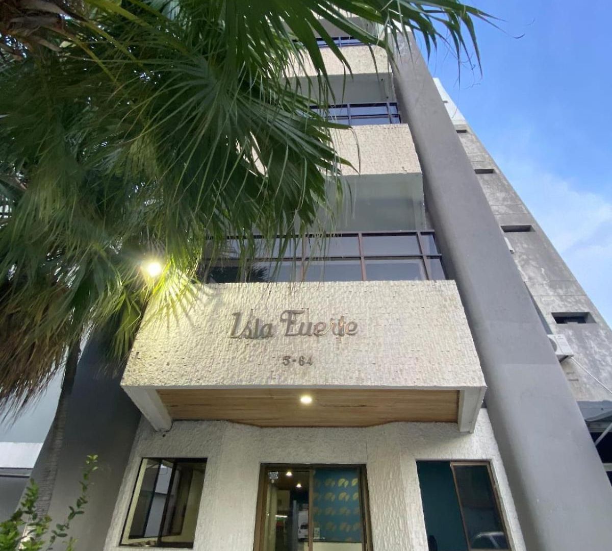 Mini Departamento A Cuadra De La Playa Y De La Bahia De Bocagrande * Cartagena